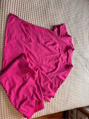 Mandala women’s scrub top and pants